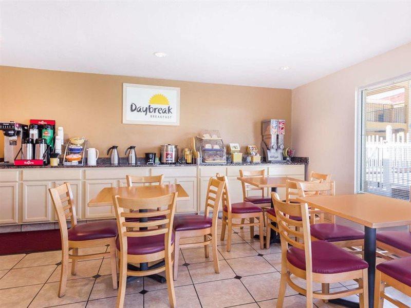 Days Inn By Wyndham Augusta Wheeler Road Eksteriør billede