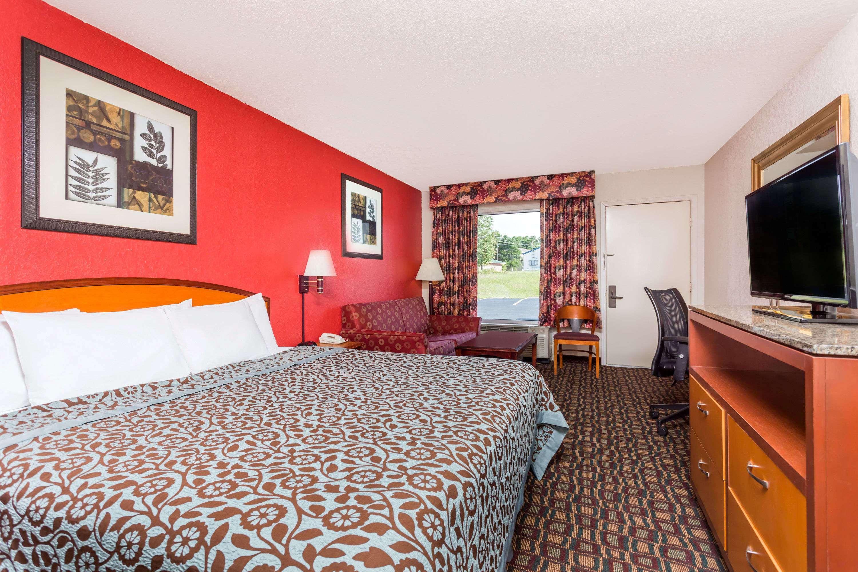 Days Inn By Wyndham Augusta Wheeler Road Eksteriør billede