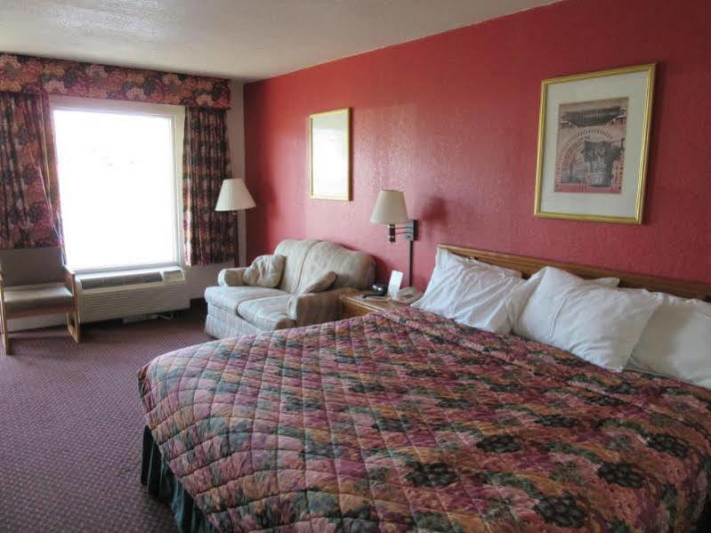 Days Inn By Wyndham Augusta Wheeler Road Eksteriør billede